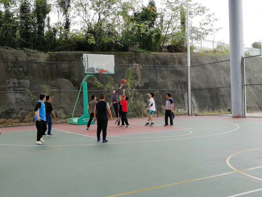 国培2017学员与加拿大28预测网篮球友谊赛